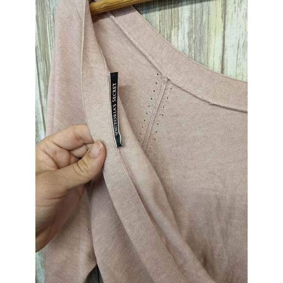 Victoria’s Secret Sport Twist Open Back Sweater Long Sleeve Pink Size M NWT $65 - Picture 5 of 13